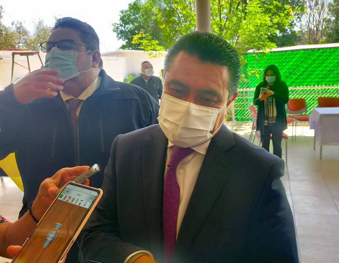 El alcalde de Tlalnepantla, Marco Antonio Rodríguez Hurtado, informó que autoridades estatales y su gobierno acordaron retirar la caseta de peaje de San Juanico, de la autopista Naucalpan-Ecatepec, el 9 de marzo de 2022. Foto ‘La Jornada’