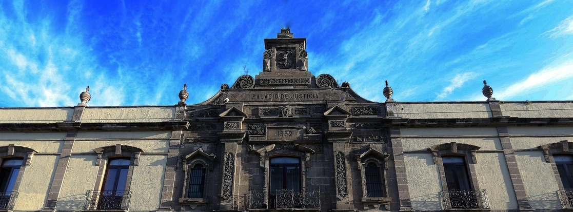 Sede del Supremo Tribunal de Justicia del Estado de Jalisco, donde el pleno decidió suspender el pago de salario al ex magistrado José de Jesús Covarrubias Dueñas. Foto tomada del Facebook de @SupremoTribunaldeJusticiadelEstadodeJalisco / Archivo