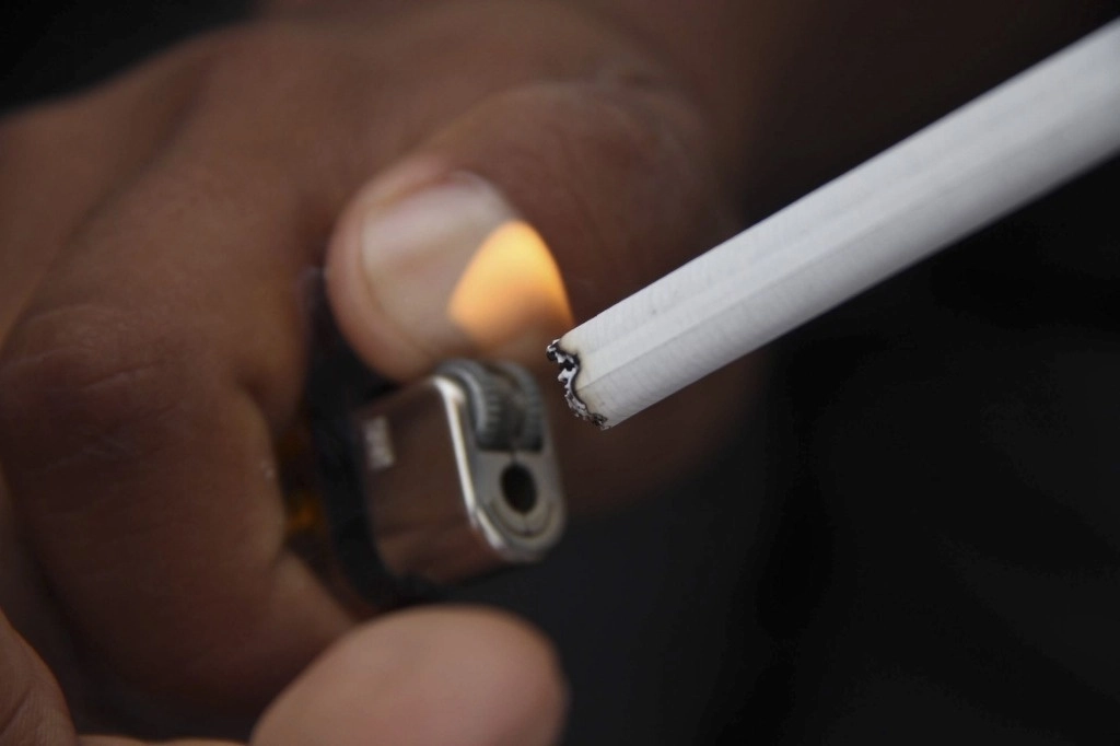 Los efectos nocivos del tabaco son duraderos incluso para quienes dejan de fumar y sobre todo el sistema inmunitario parece mucho más dañado de lo que se suponía hasta ahora, afirman dos estudios científicos. Foto Cuartoscuro / Archivo