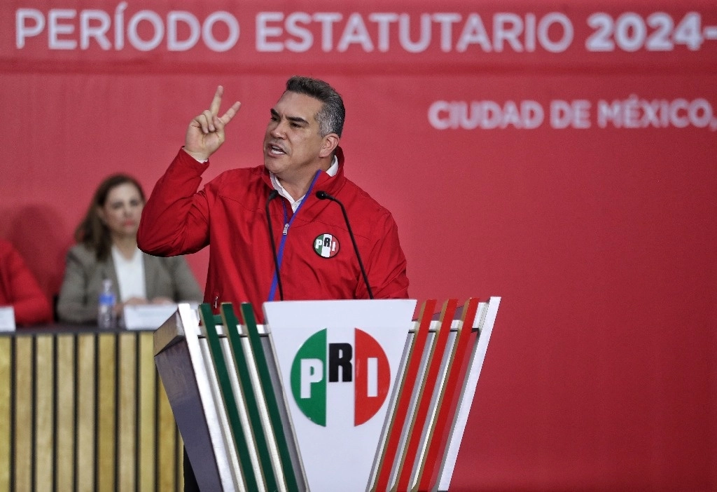 Alejandro Moreno 'Alito', en la Asamblea de consejeros del PRI, el 11 de agosto de 2024. Foto Marco Peláez 