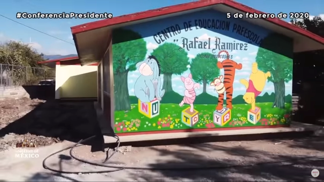 Un plantel beneficiado con los recursos del programa La escuela es nuestra. Imagen tomada del video a través del canal de Youtube del Gobierno de México / Archivo