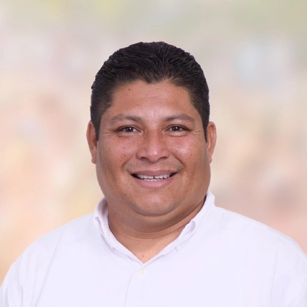 El Tribunal Electoral de Tabasco reconoció la victoria del candidato morenista, José del Carmen Olán, en el municipio de Jalpa de Méndez. Foto Tomada de X @morena_tab 