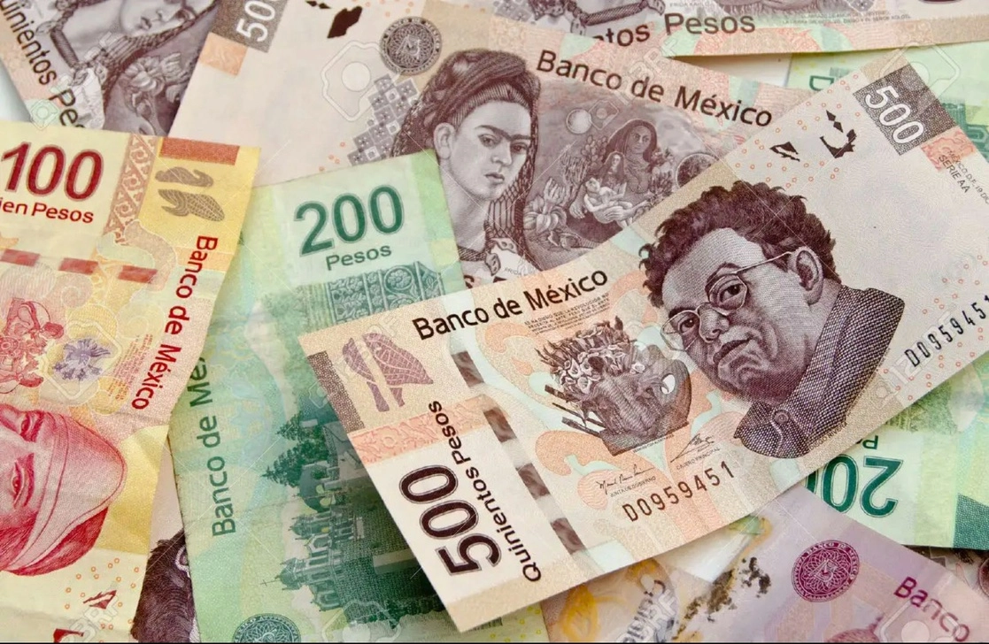 Por el alza al salario mínimo general de 20 por ciento a partir del 1 de enero de 2023, existe el riesgo de que el país entre en una espiral inflacionaria desbocada, advirtió el Instituto Mexicano de Contadores Públicos. Foto ‘La Jornada’ / Archivo