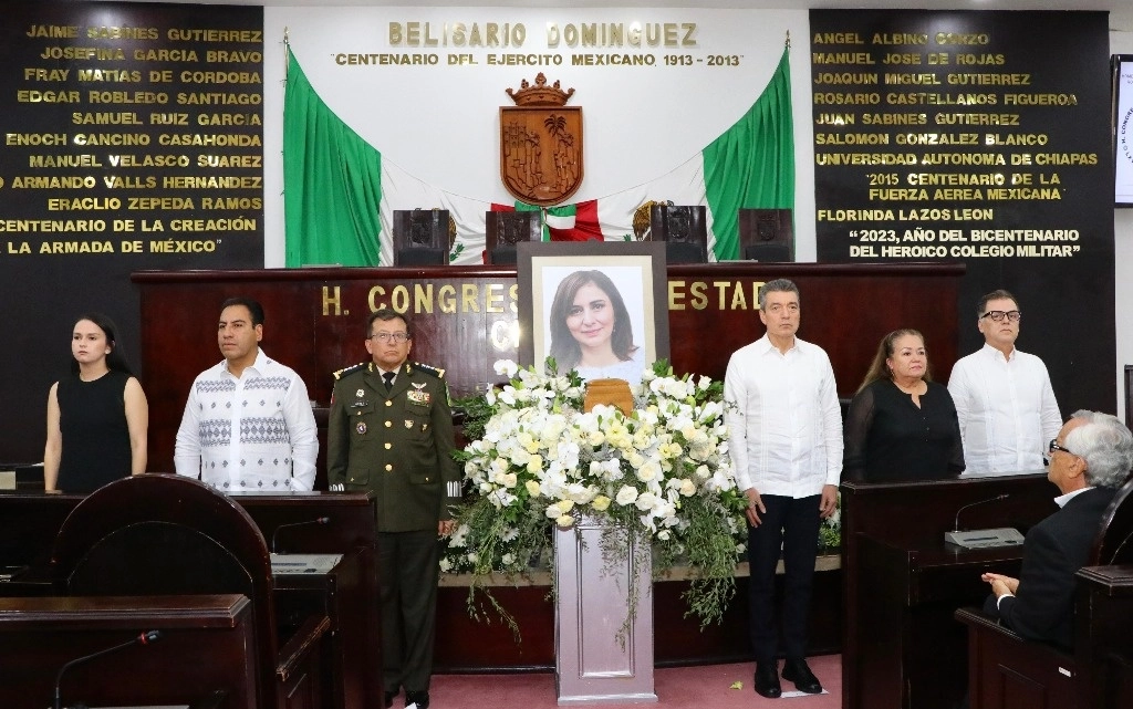 Homenaje póstumo a Rosalinda López en el Congreso de Chiapas. Foto La Jornada