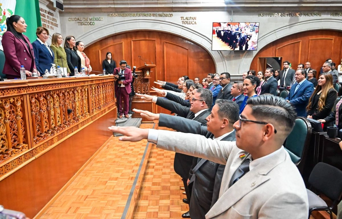 El presidente del Poder Judicial prometió acabar con la opacidad dentro de esa institución y dijo que tendrá un compromiso irrevocable con la transparencia, publicando datos abiertos, presupuestos, estadísticas y resultados para que la sociedad conozca y participe de la vigilancia del Poder Judicial. Foto 