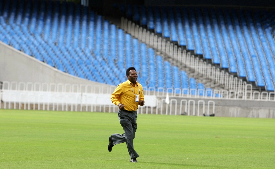 Pelé durante un evento en el estadio Maracaná, en Brasil. Foto Afp / Archivo