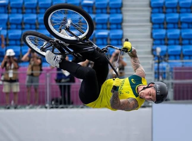 El incidente, en el que también le robaron la cartera, ocurrió en Bruselas, donde el equipo australiano se estuvo entrenando antes de viajar el miércoles a París. Foto tomada de X.