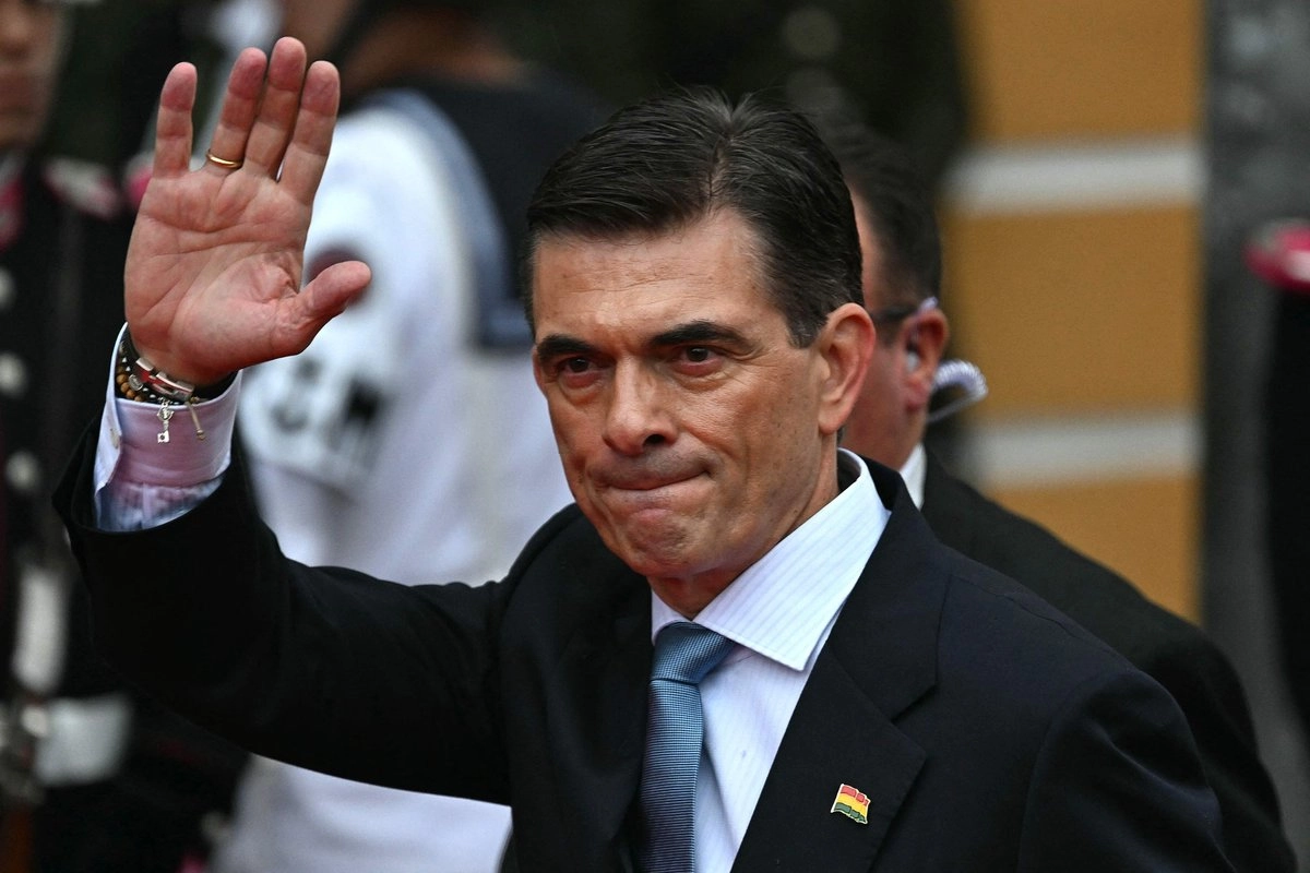 Rodrigo Paz Pereira jurametó como nuevo presidente de Bolivia, el 8 de noviembre de 2025. Foto 