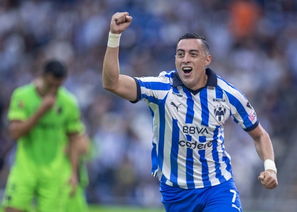 Rogelio Funes Mori se va de Rayados de Monterrey luego de ocho años, 160 goles y 328 partidos oficiales. Foto Cuartoscuro/Archivo  