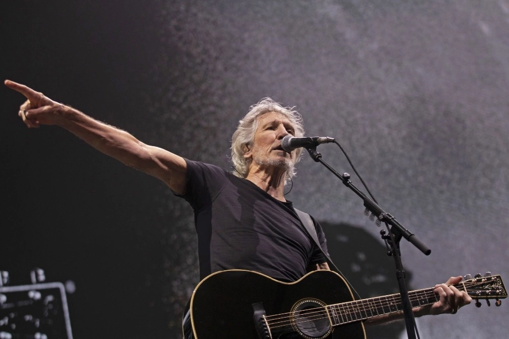 Roger Waters y Bono causaron polémica por sus comentarios respecto al conflicto en Gaza. Foto Cuartoscuro / Archivo