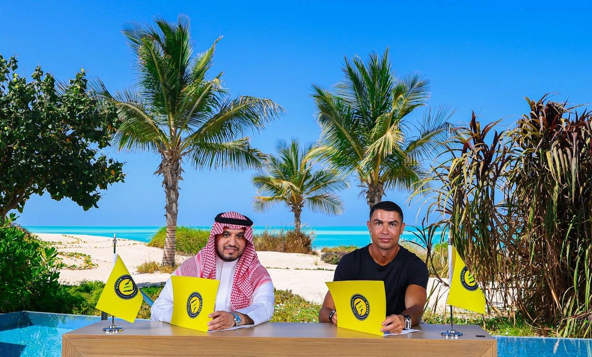 Cristiano Ronaldo firmó una ampliación de contrato de dos años con el Al Nassr, informó el club de la Saudi Pro League, el 26 de junio de 2025. Foto Al Nassr Football Club / 
