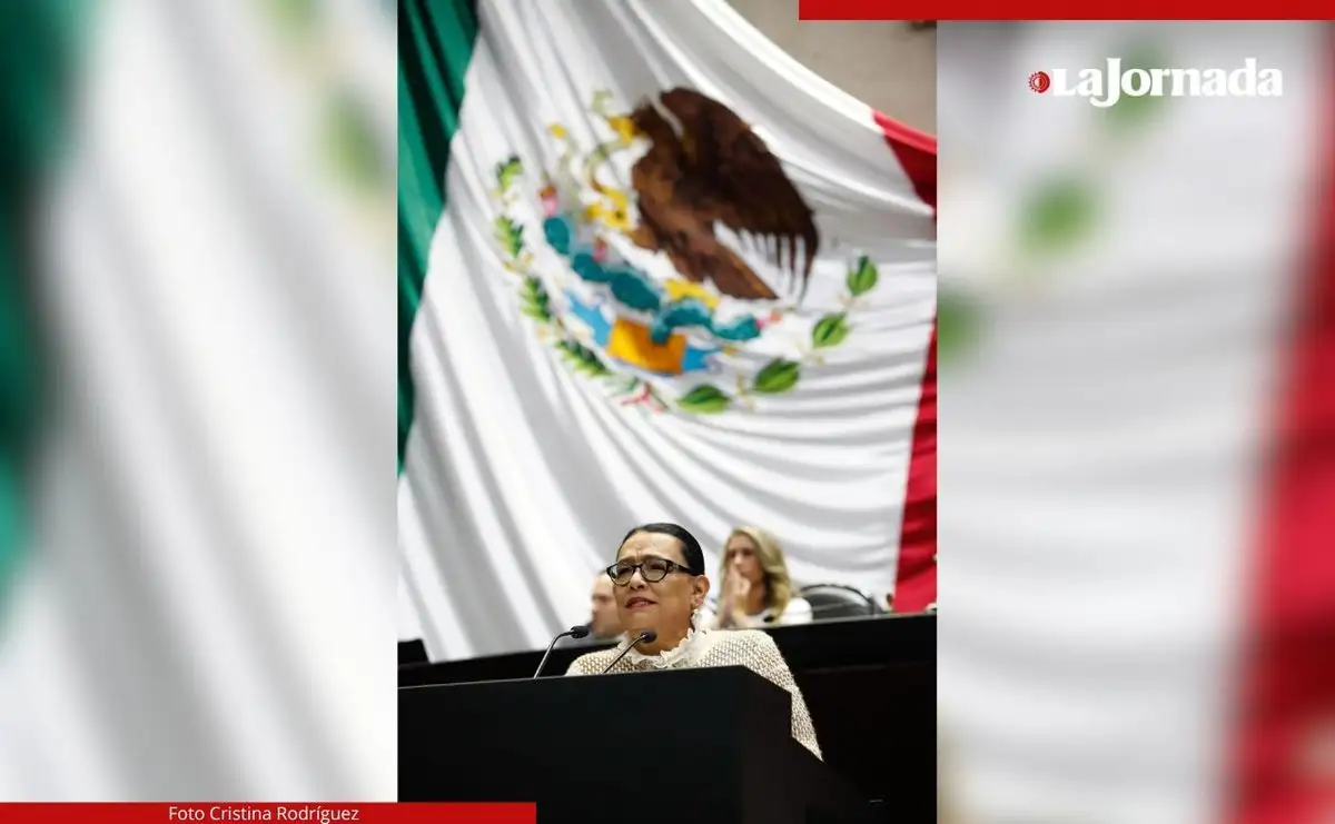 La titular de Gobernación acudió a la Cámara de Diputados como parte de la glosa del primer Informe de gobierno. Foto
