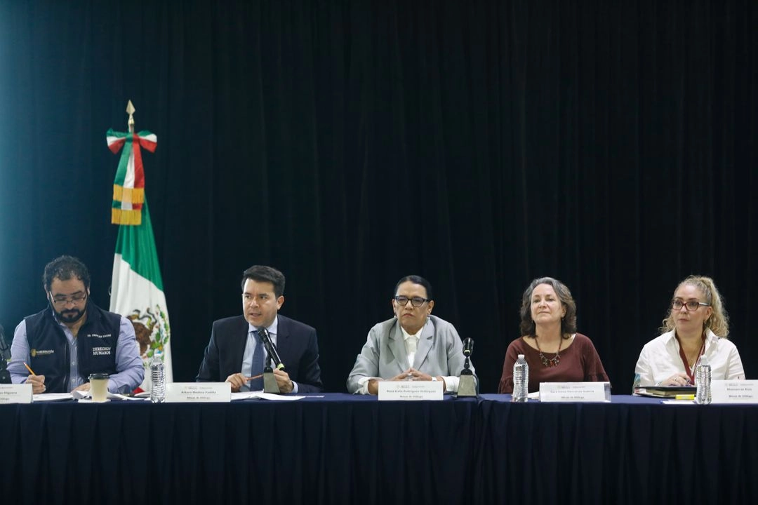 La secretaria de Gobernación, Rosa Icela Rodríguez fue designada como la representante de México para asistir a los funerales de Papa Franciso. Foto 