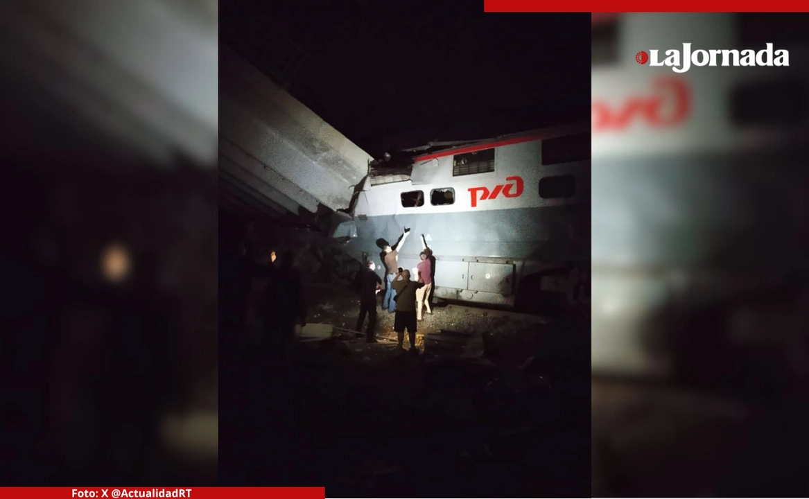 Según la empresa estatal, el colapso del puente se debió a una "interferencia ilegal en la operación de transporte", al precisar que la circulación de otros trenes no se vio afectada. Foto