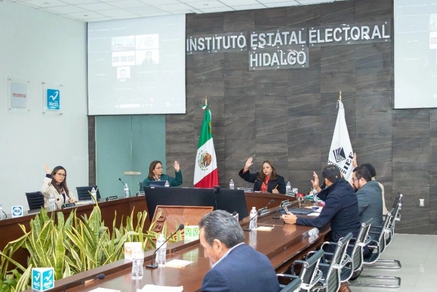 La Sala  Regional de la Ciudad de México del TEPJF confirmó en definitiva el acuerdo 24  del IEEH de reservar  27 de los 84 municipios de la entidad en que todos los partidos políticos deberán postular mujeres para las candidaturas a la presidencias municipales. Foto tomada de X @IEEHidalgo / Archivo