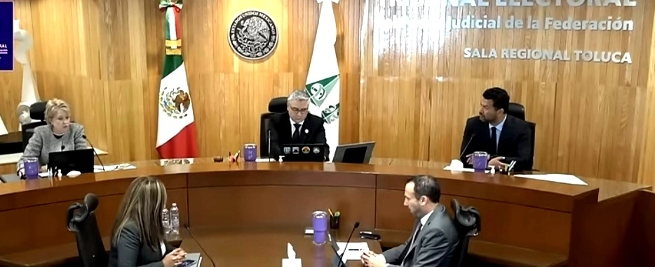 Los magistrados de la Sala Regional Toluca no encontraron elementos válidos para invalidar la votación en esas casillas, por lo que revocó el acuerdo del TEEQ. Foto La Jornada