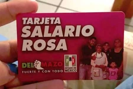 Tarjeta "Salario Rosa" en imagen de archivo. Foto La Jornada