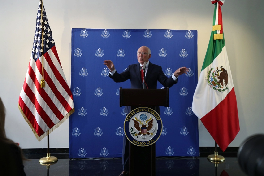 Ken Salazar, embajador de Estados Unidos en México. Foto María Luisa Severiano / Archivo