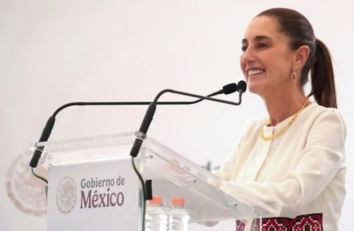 La presidenta Claudia Sheinbaum durante el evento "La transformación avanza en Colima". Imagen tomada de la