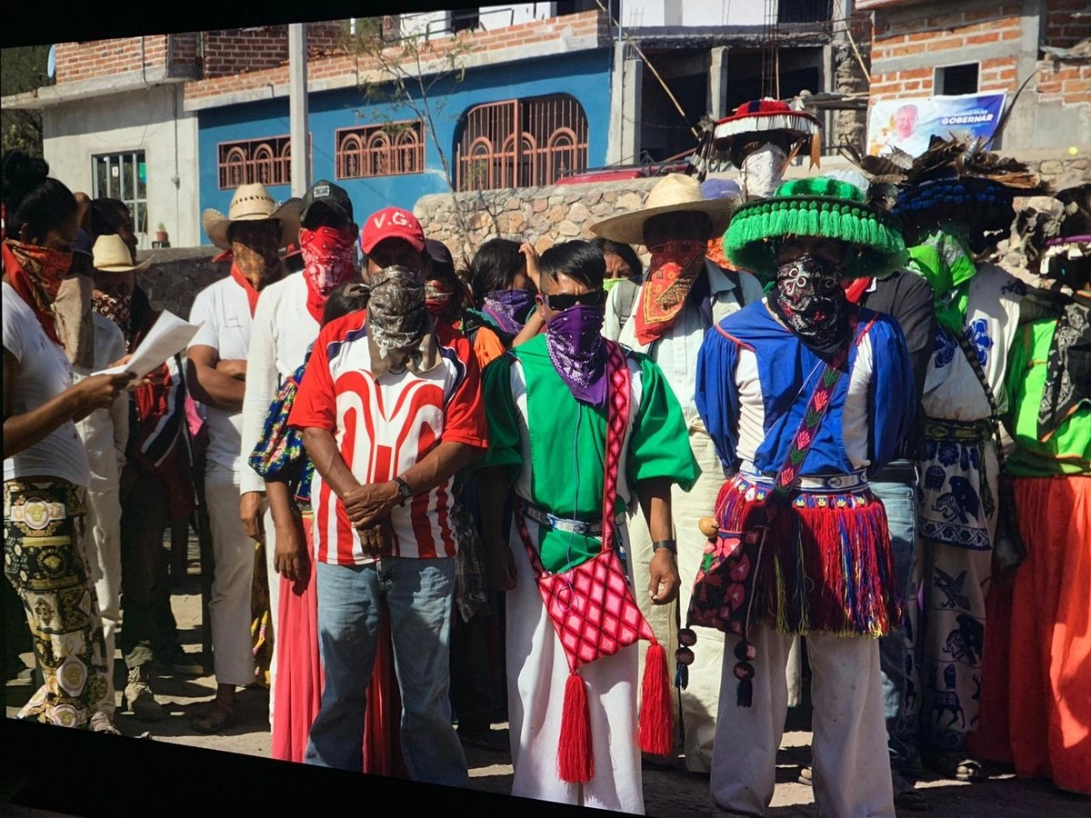La ofensiva retórica de las instancias gubernamentales pronto intentó presentar los hechos como un conflicto entre particulares por la disputa de unos terrenos. La realidad resulta ser muy diferente y se explica en alguna medida por la historia. Foto