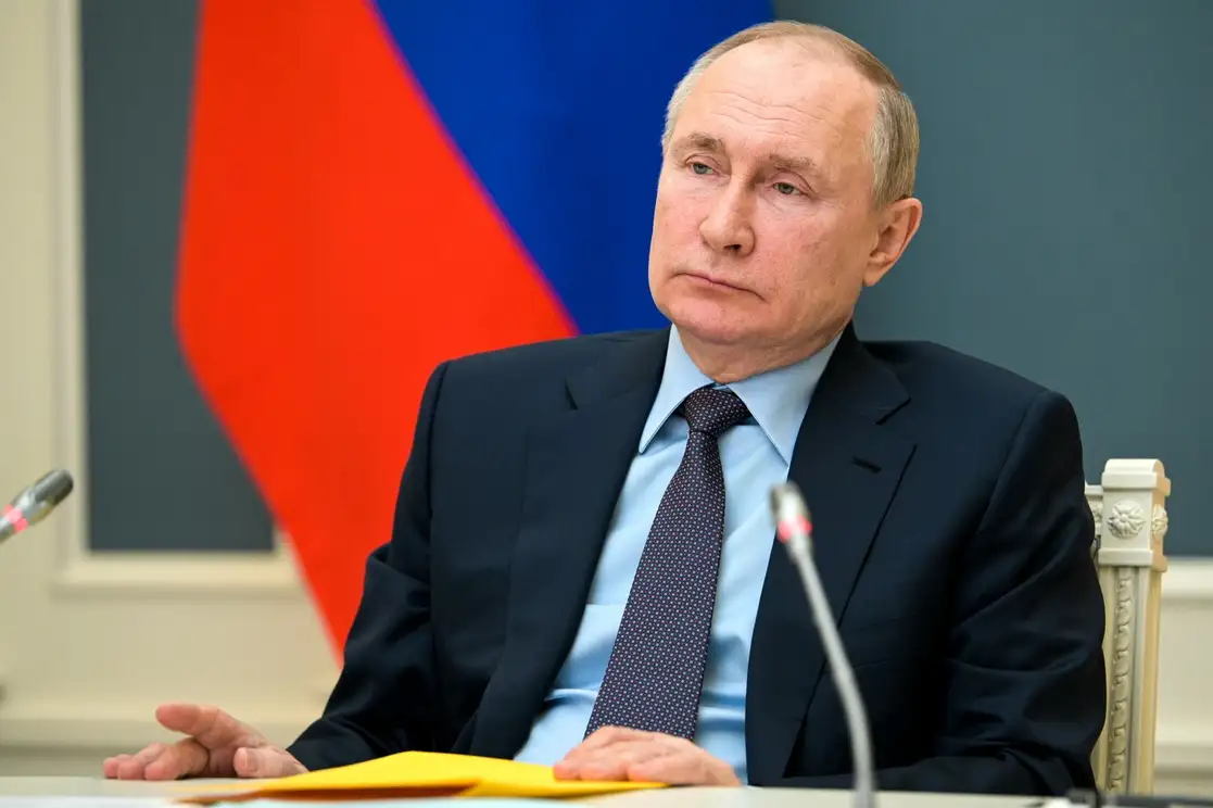 El presidente ruso Vladimir Putin en una reunión en línea de la Sociedad Geográfica Rusa, en Moscú, el 14 de abril de 2021. Foto Afp