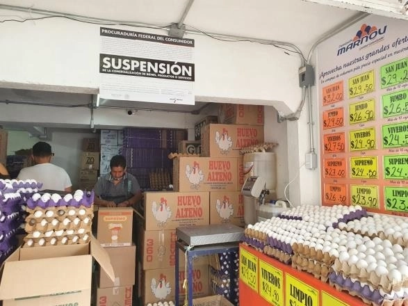 La Procuraduría Federal del Consumidor sancionó a 126 establecimientos en el país por aumentar de manera injustificada precios de productos de consumo básico como pollo, huevo, tortilla, leche, frijol y carne, el 9 de junio de 2021. Imagen tomada del Twitter de @Profeco