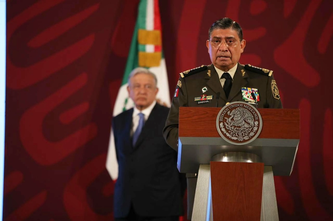 "No es verdad que en la primera mitad de este gobierno" subió el gasto militar respecto de administraciones anteriores, declaró ayer el general Sandoval. Foto Yazmín Ortega Cortés 