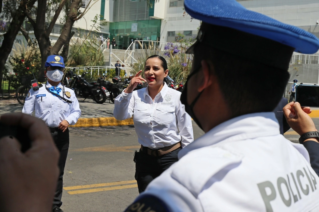 La alcaldesa de Cuauhtémoc, Sandra Cuevas, deberá acudir mañana a la audiencia en la que se le ratificará o revocará la suspensión condicional. Foto Roberto García Ortiz 