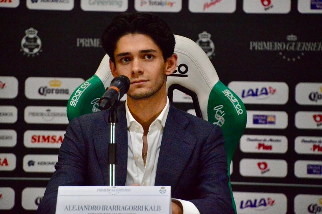 Alejandro Irarragorri, nuevo presidente del conjunto lagunero, quien llegó al plantel desde que su papá lo tomó en 2006. Foto tomada de X.