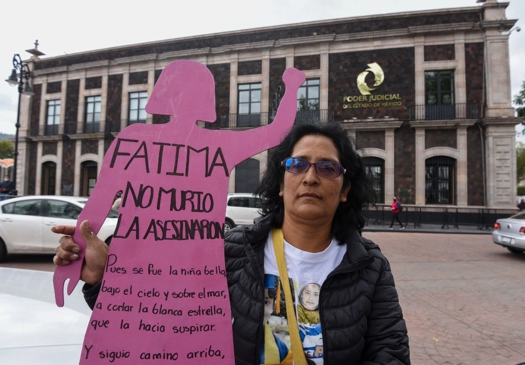 En la imagen, Lorena Gutiérrez, madre de Fátima Quintana, quien fue víctima de feminicidio en el Edomex en febrero de 2015. Foto Cuartoscuro / archivo  
