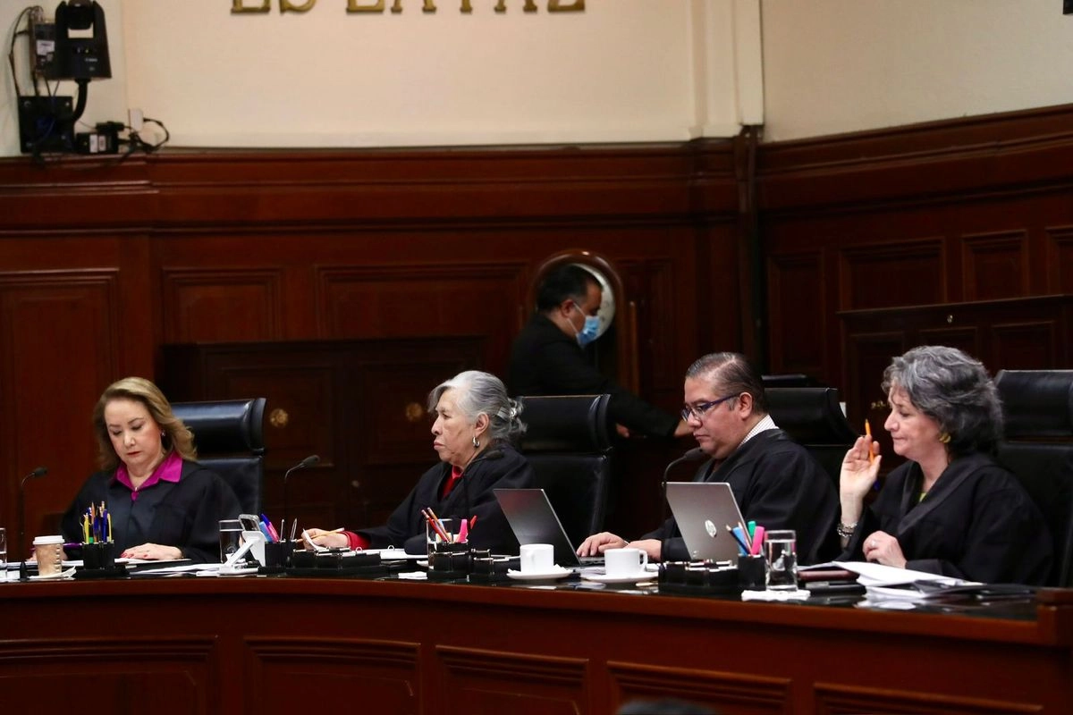 La SCJN aprobó revisar una demanda de hace 17 años sobre devolución de ahorros a jubilados del IMSS. Foto 