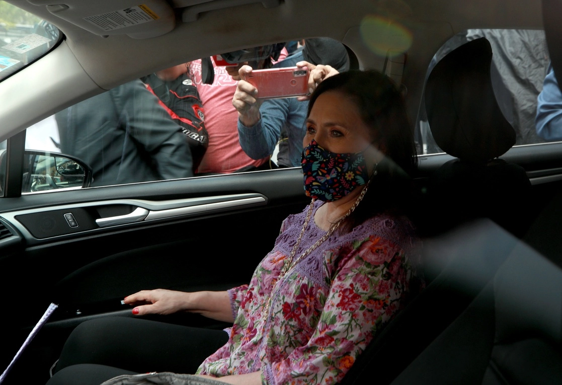 Rosario Robles, ex titular de la Sedesol fue inhabilitada para ocupar cargos públicos por 10 años por no reportar una cuenta bancaria en sus declaraciones patrimoniales de 2013 a 2017. Foto Alfredo Domínguez / Archivo
 