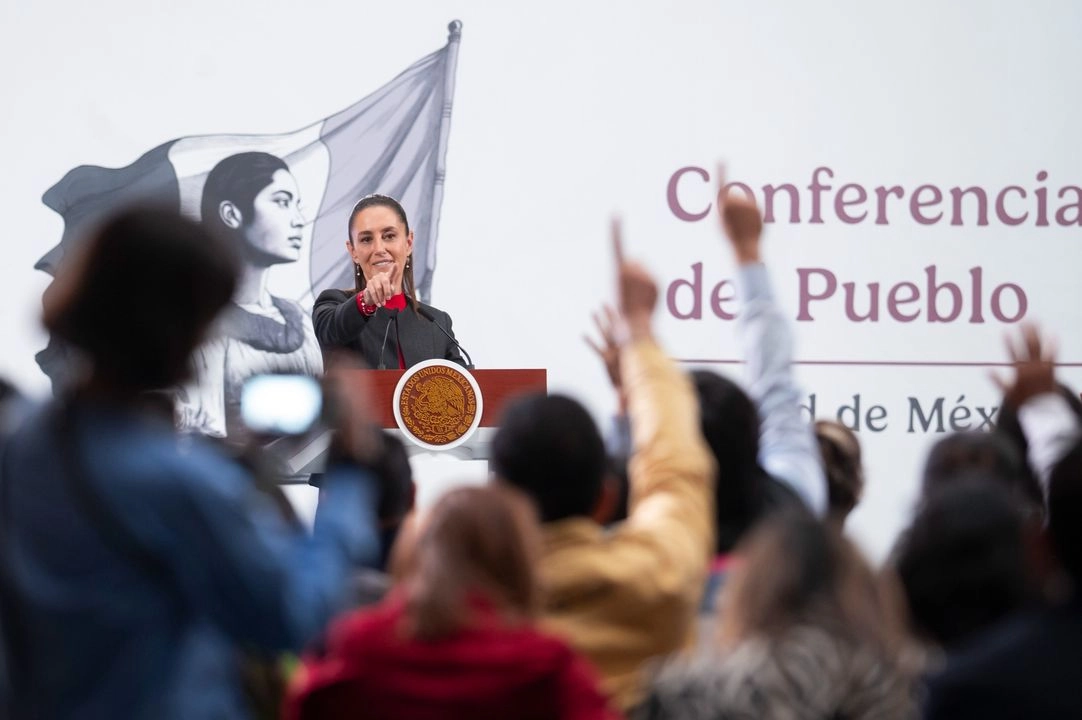 La presidenta Claudia Sheinbaum durante su conferencia matutina en Palacio Nacional, en la Ciudad de México, el 10 de julio de 2025. Foto 