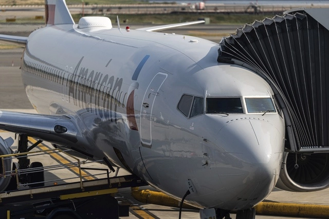 Boeing 737-800 de American Airlines en imagen de archivo. Foto Ap