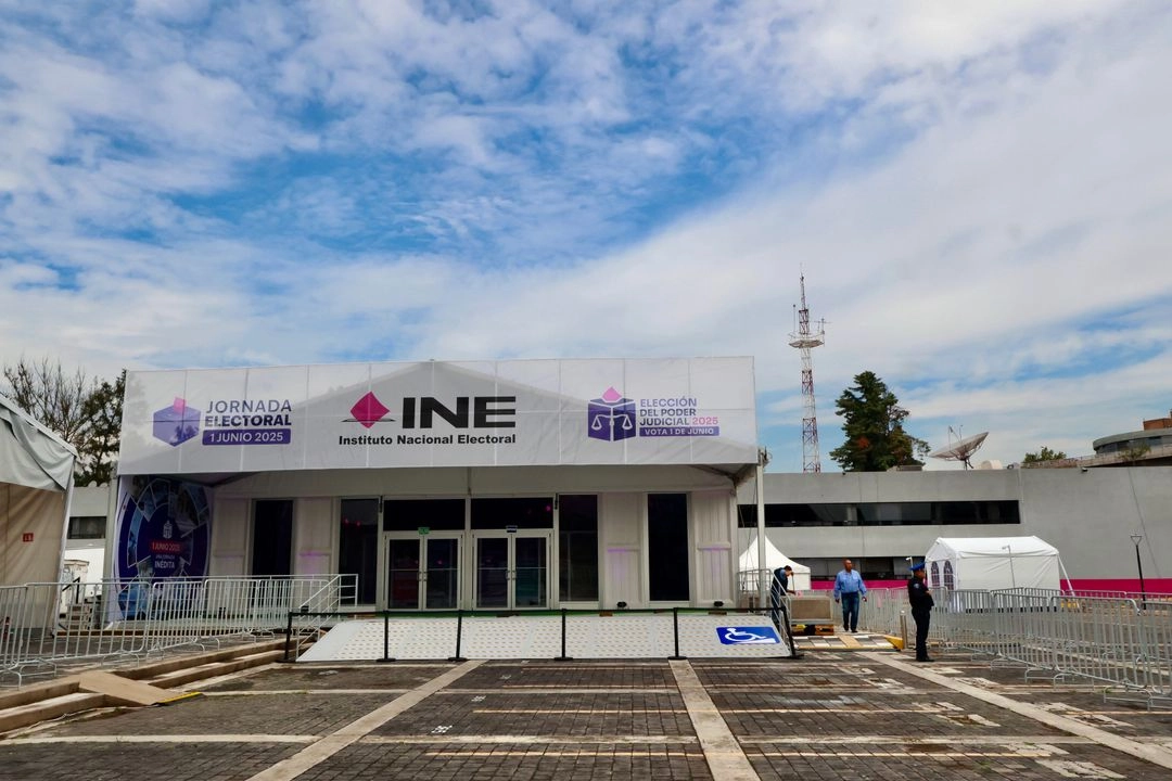 Preparativos en el INE para la jornada electoral del 1 de junio de 2025. Foto 