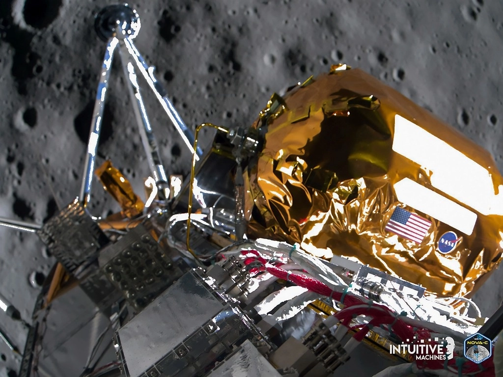 Odysseus, sobre la región del polo sur de la Luna, el 27 de febrero de 2024. Foto Intuitive Machines vía Ap