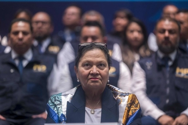 La fiscal de Guatemala solicitó un amparo de ley ante la posibilidad de ser destituida de su cargo. Foto Afp