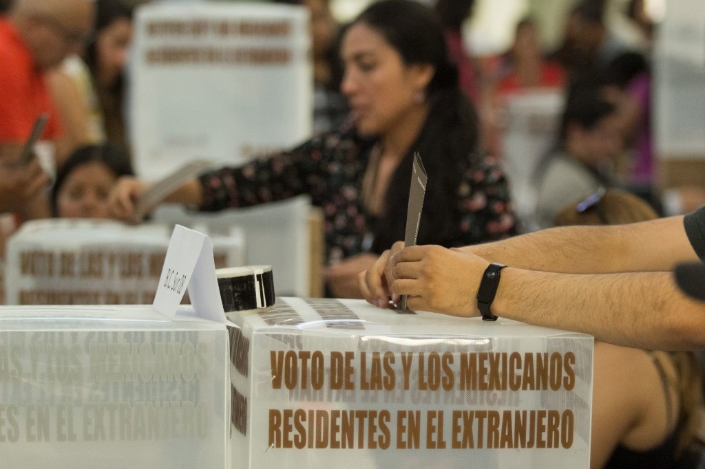 They will seek to facilitate the voting of Mexicans abroad: AMLO