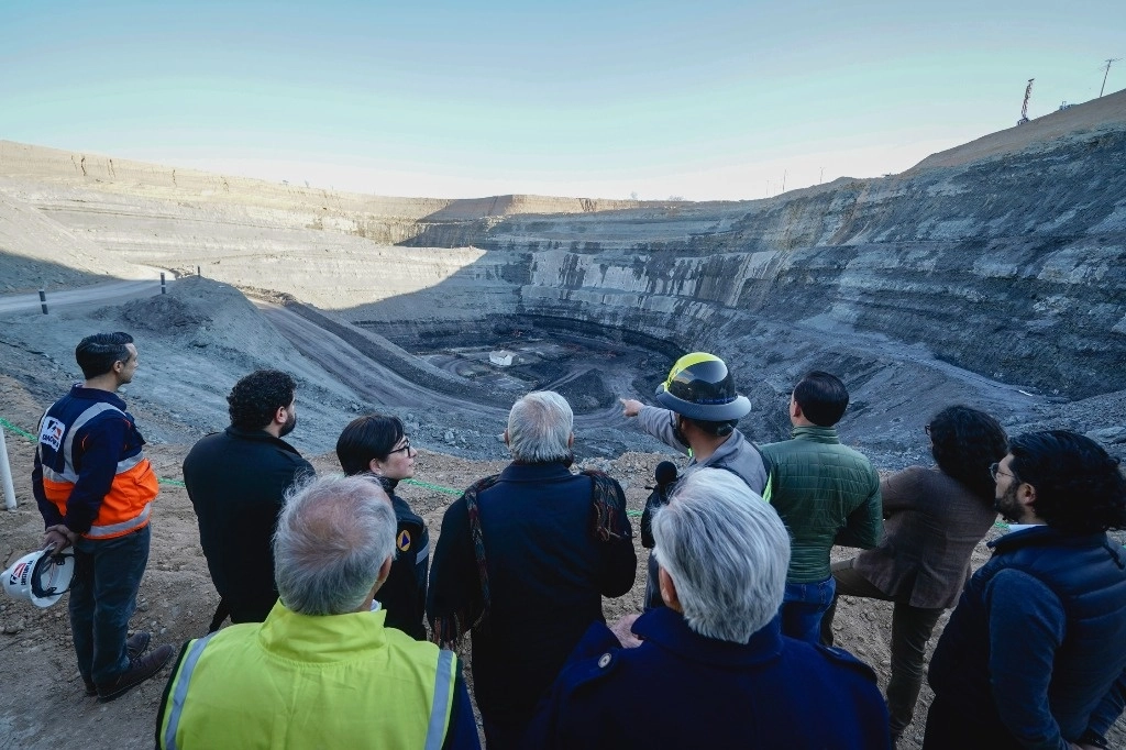 Andrés Manuél López Obrador encabezó la supervisión de los trabajos de rescate de mineros de Pasta de Conchos y Pinabete, en Coahuila. Foto Presidencia