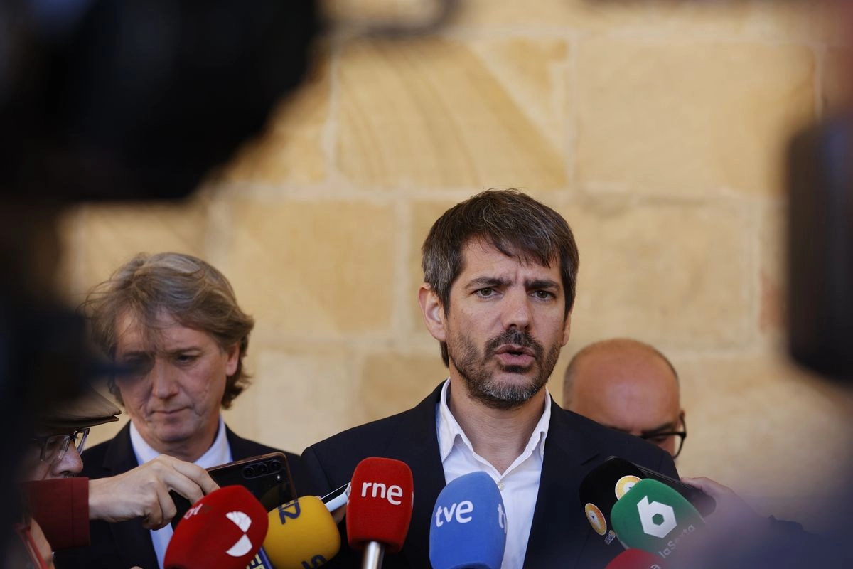 El ministro de Cultura, Ernest Urtasun, durante una conferencia en Soria, España.