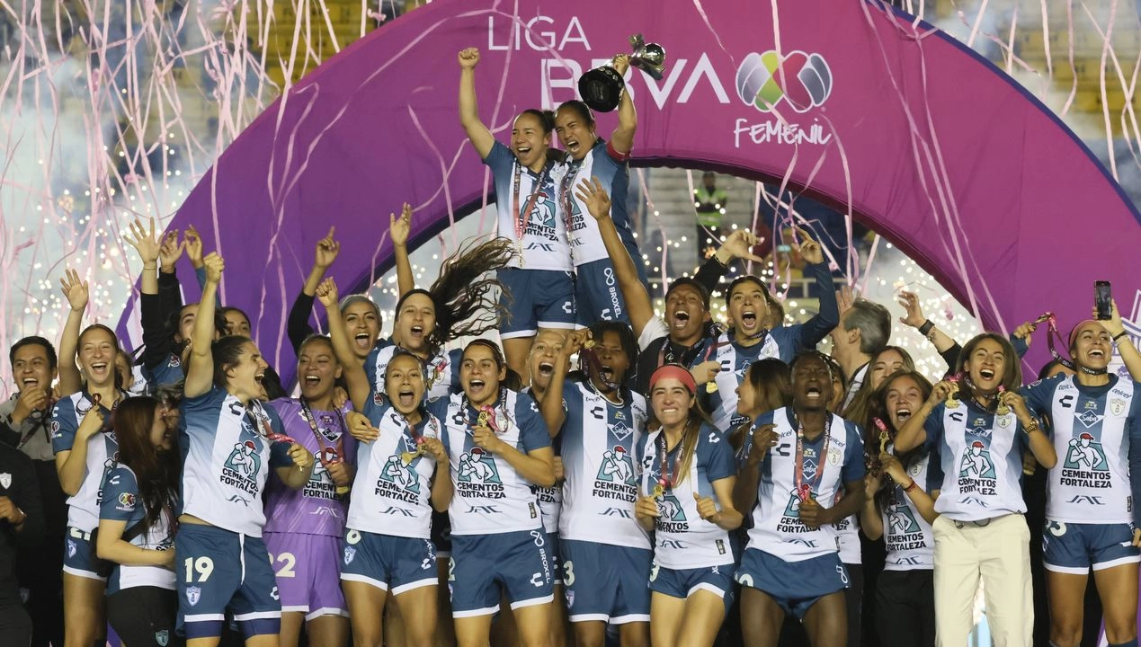 Luego de tres finales perdidas, las Tuzas consiguieron coronarse en el estadio Ciudad de los Deportes, que lució repleto.