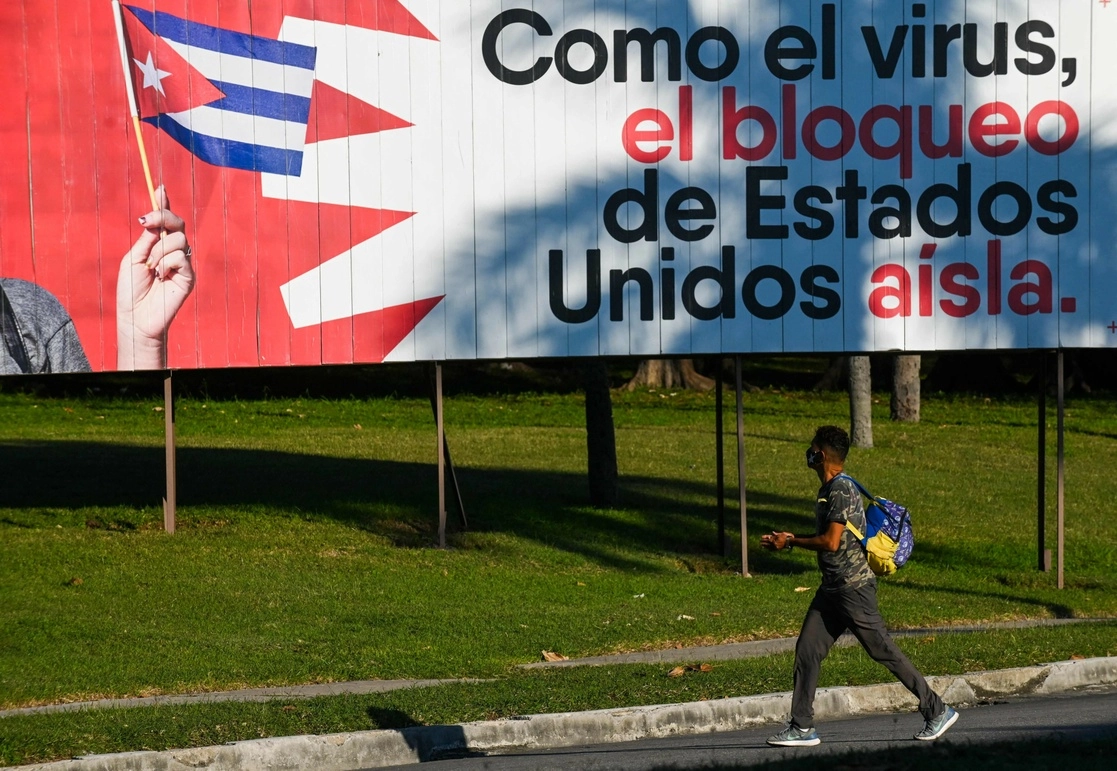 Cartel en calles de La Habana, en imagen de archivo. Foto Afp
