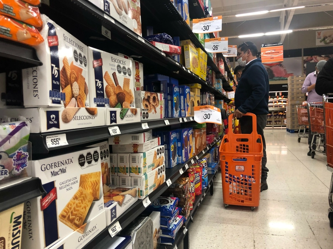 Aspectos de un supermercado en la CDMX. Foto Luis Castillo/ archivo