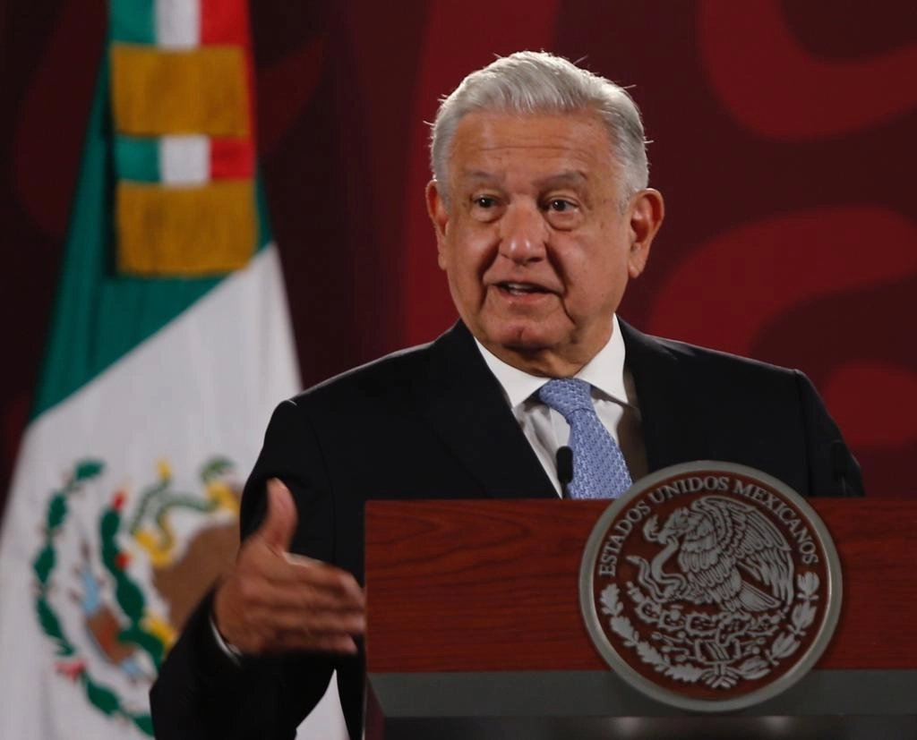 El presidente Andrés Manuel López Obrador durante la conferencia de prensa matutina en Palacio Nacional, el 26 de abril de 2022. Foto Guillermo Sologuren