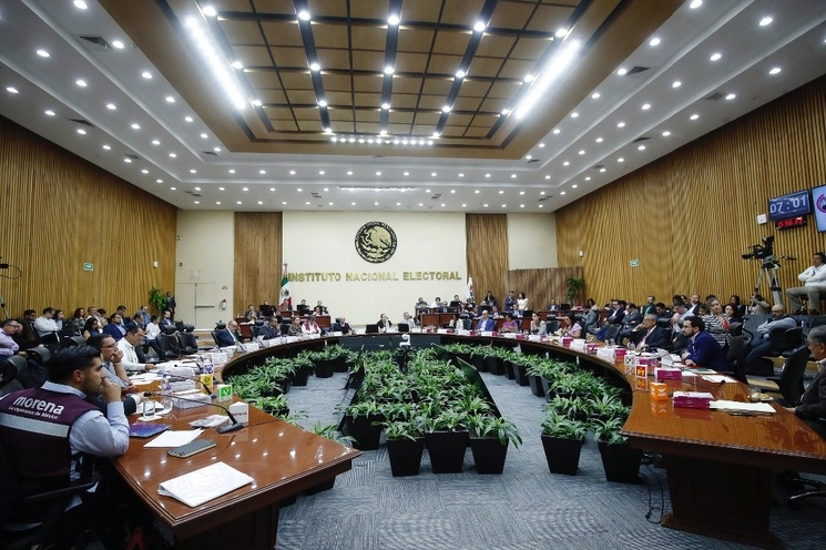 Sala de sesiones del INE en imagen de archivo. Foto Cristina Rodríguez