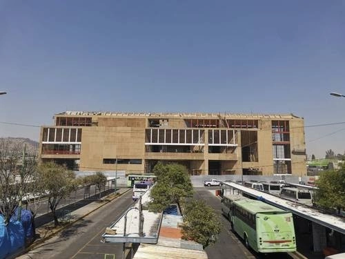 La secretaria de Cultura capitalina, Vanessa Bohórquez, explicó en entrevista que había una deuda pendiente con los habitantes de la zona Oriente de la ciudad, sobre todo en términos de brindarles una oferta cultural importante. Aquí, vista panorámica de los avances del nuevo recinto de Iztapalapa. Foto cortesía de la Secretaría de Cultura de la CDMX