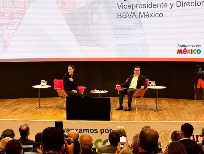 Eduardo Osuna Osuna, director general de BBVA México, dijo que la institución confía en que todas las diferencias se resuelvan de forma positiva, pero el impacto en la economía dependerá el tiempo que tome resolverlas. Imagen del 28 de marzo de 2025. Foto