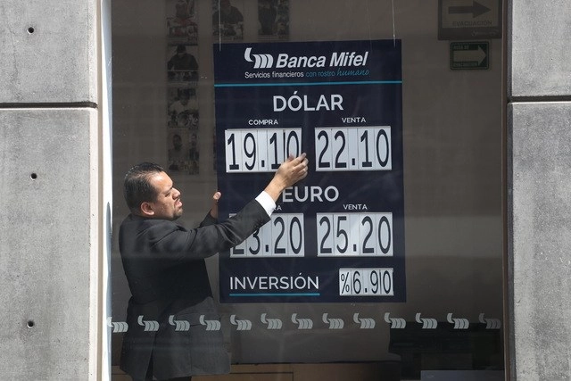 Las utilidades de los bancos cayeron drásticamente a consecuencia de la pandemia del Covid-19. Foto Yazmín Ortega