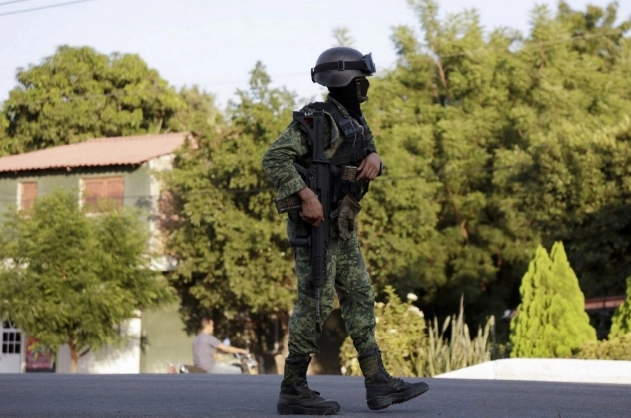 Policías de la Guardia Civil durante un operativo. Foto Cuartoscuro / Archivo