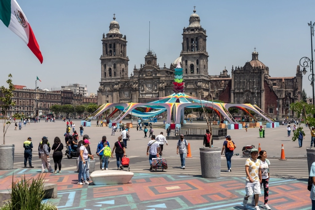 Plancha del Zócalo capitalino en imagen de archivo. Foto Pablo Ramos